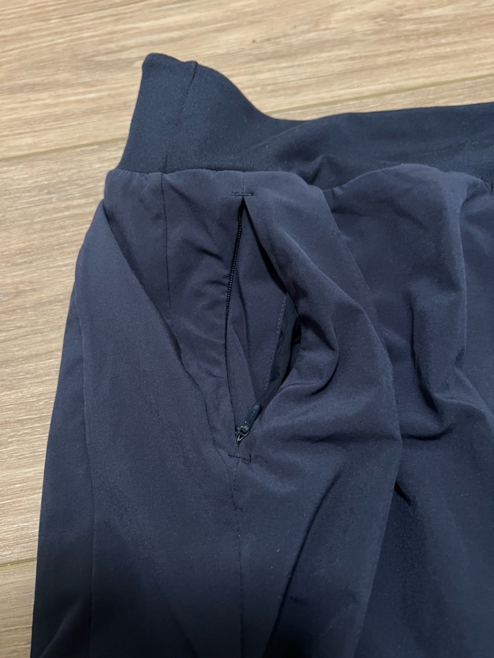 Athleta Navy Active Skort with Built-In Shorts size 2 - Picture 5 of 6